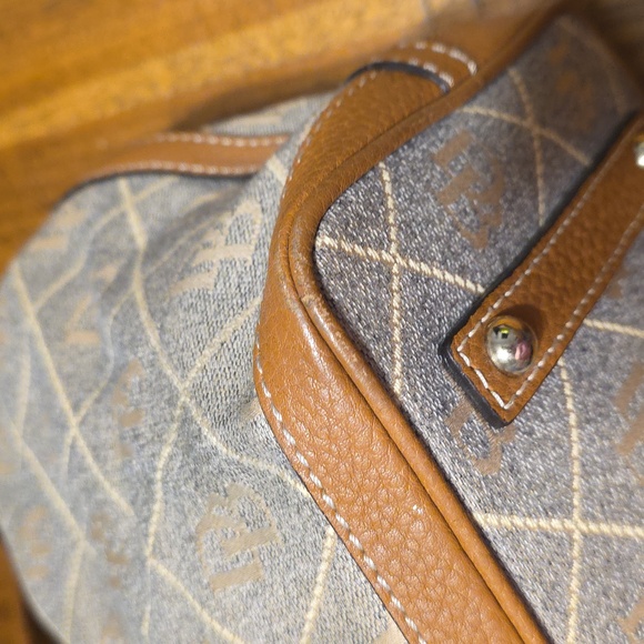 Dooney & Bourke Vintage Reverse Lock Tan and Brown Monogram Tote - Picture 10 of 16